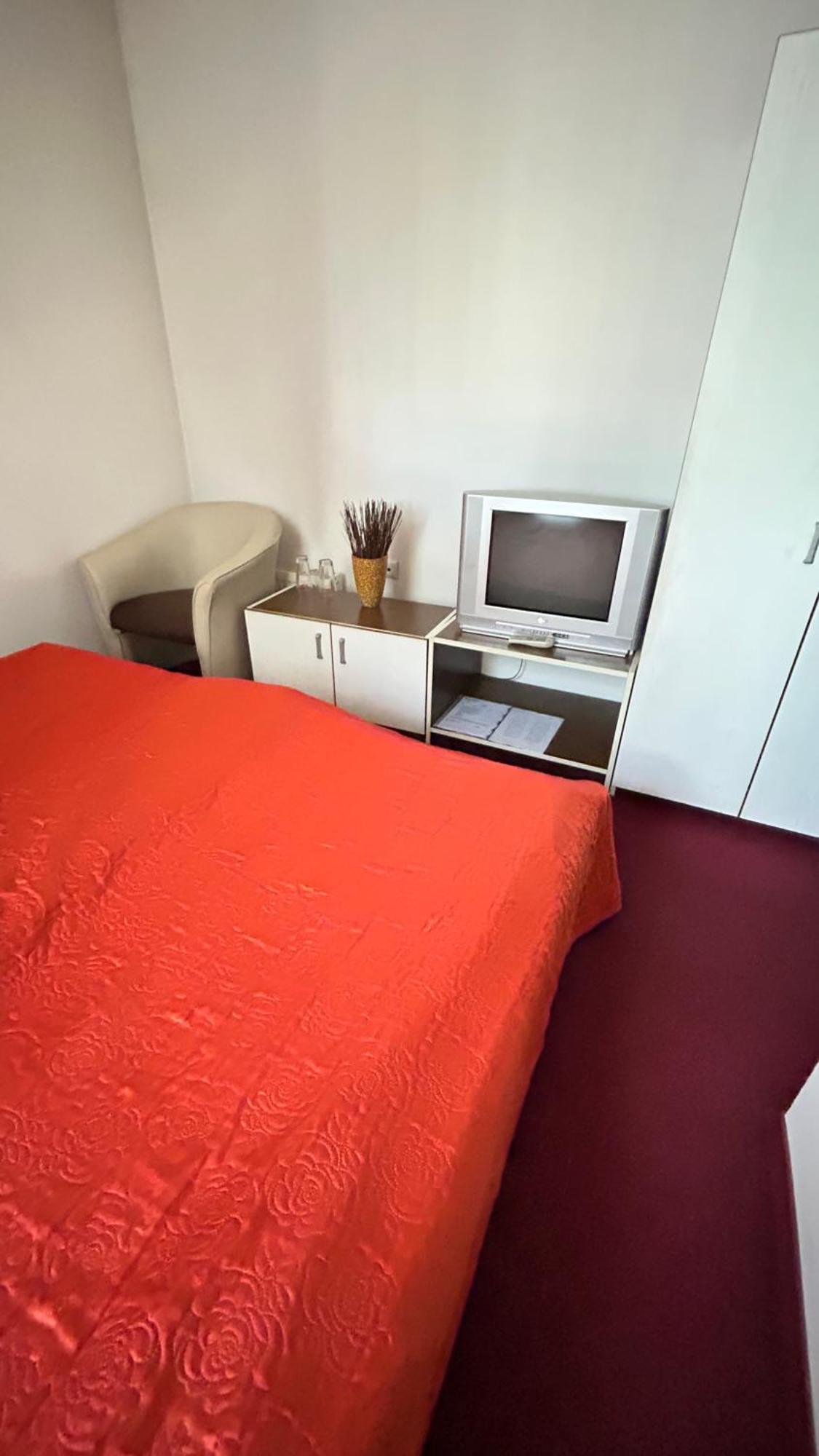 Motel Tiron Kakanj Extérieur photo